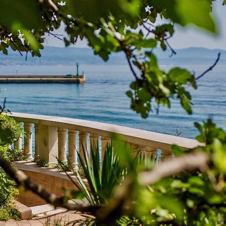 Villa Baronessa 洛夫兰 外观 照片