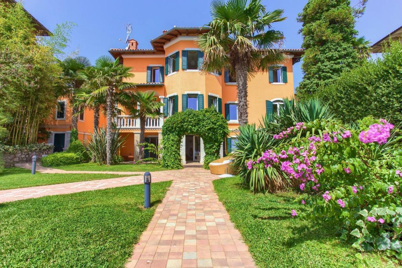 Villa Baronessa 洛夫兰 外观 照片